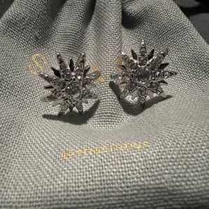 SHASHI Snowflake Earrings